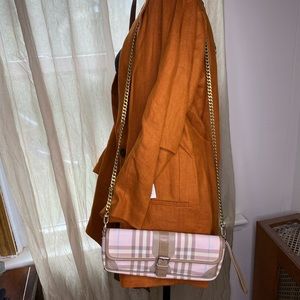 BURBERRY SMALL CLUTCH BAG